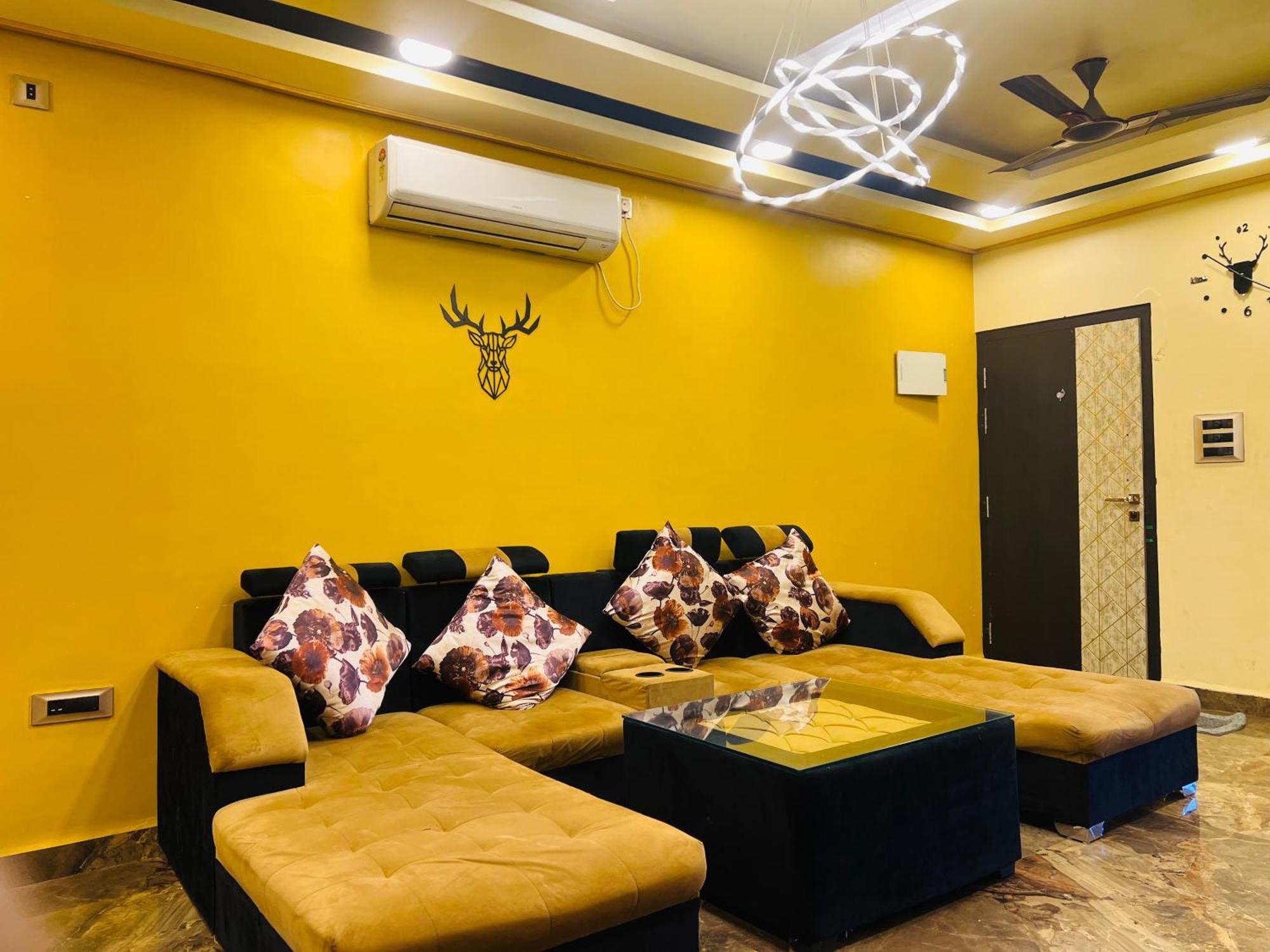 Ayudh Bhawan * Varanasi